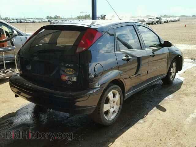 2005 FORD FOCUS - VIN: 3FAFP37N95R142983 - Фото 4
