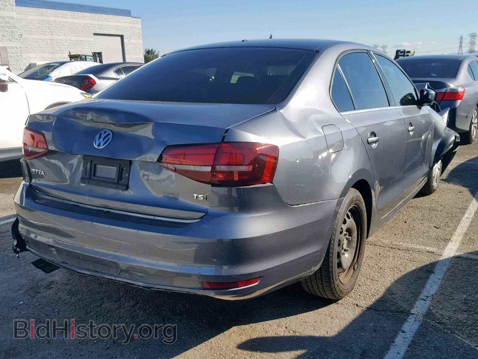 2017 VOLKSWAGEN JETTA - VIN: 3VW2B7AJ9HM404813 - Фото 4