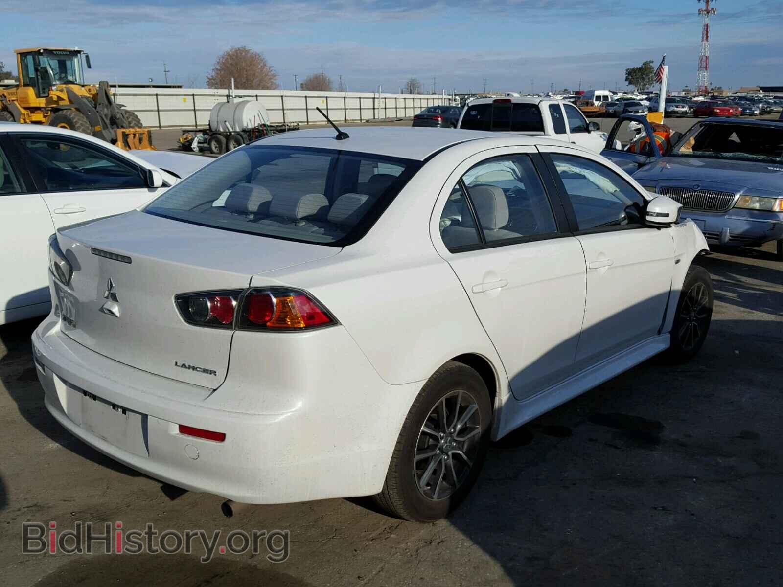 2017 MITSUBISHI LANCER - VIN: JA32U2FU4HU009127 - Фото 4
