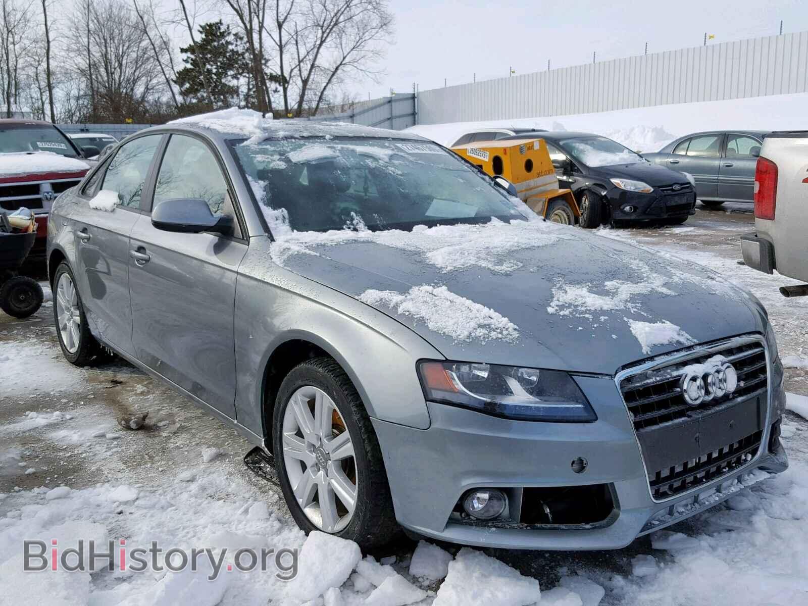 Фотография WAUBFAFL4AN017383 - AUDI A4 2010