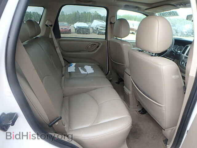 2004 MAZDA TRIBUTE - VIN: 4F2CZ06174KM24062 - Фото 6