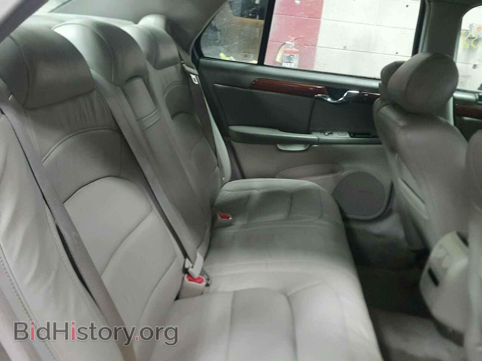 2004 CADILLAC DEVILLE - VIN: 1G6KD54Y64U138413 - Photo 6