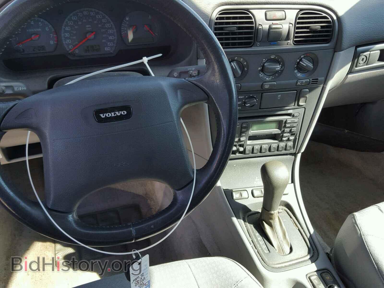 2000 VOLVO V40 - VIN: YV1VW2551YF429977 - Фото 9
