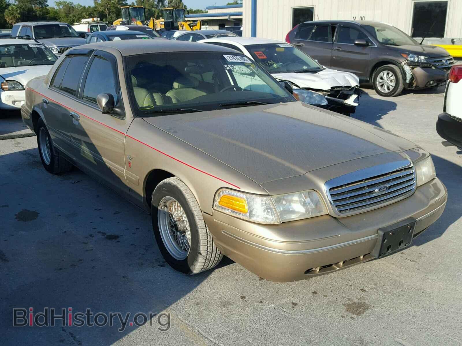 Photo 2FAFP74W0XX188744 - FORD CROWN VIC 1999