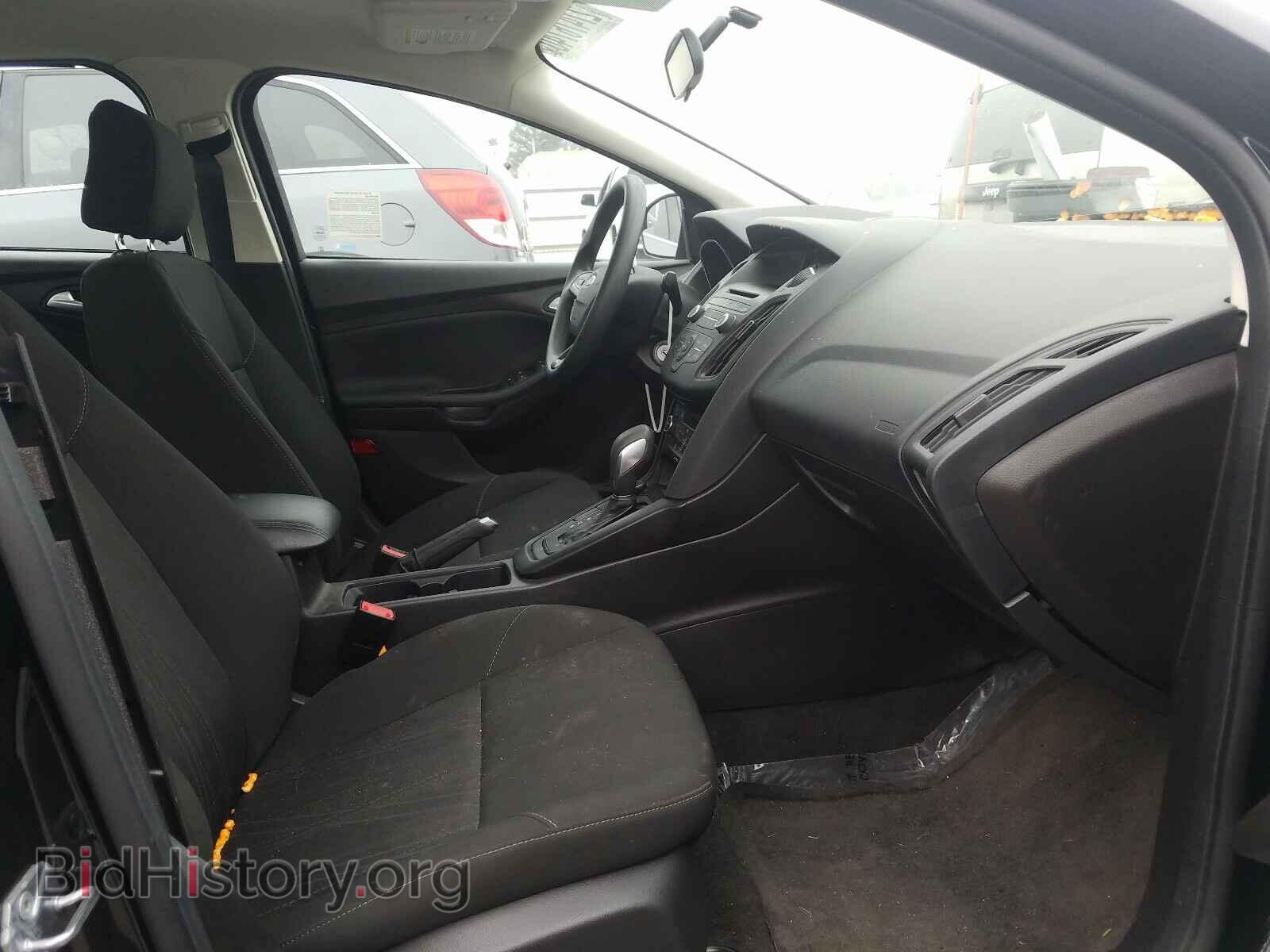 2017 FORD FOCUS - VIN: 1FADP3FE1HL258495 - Photo 5