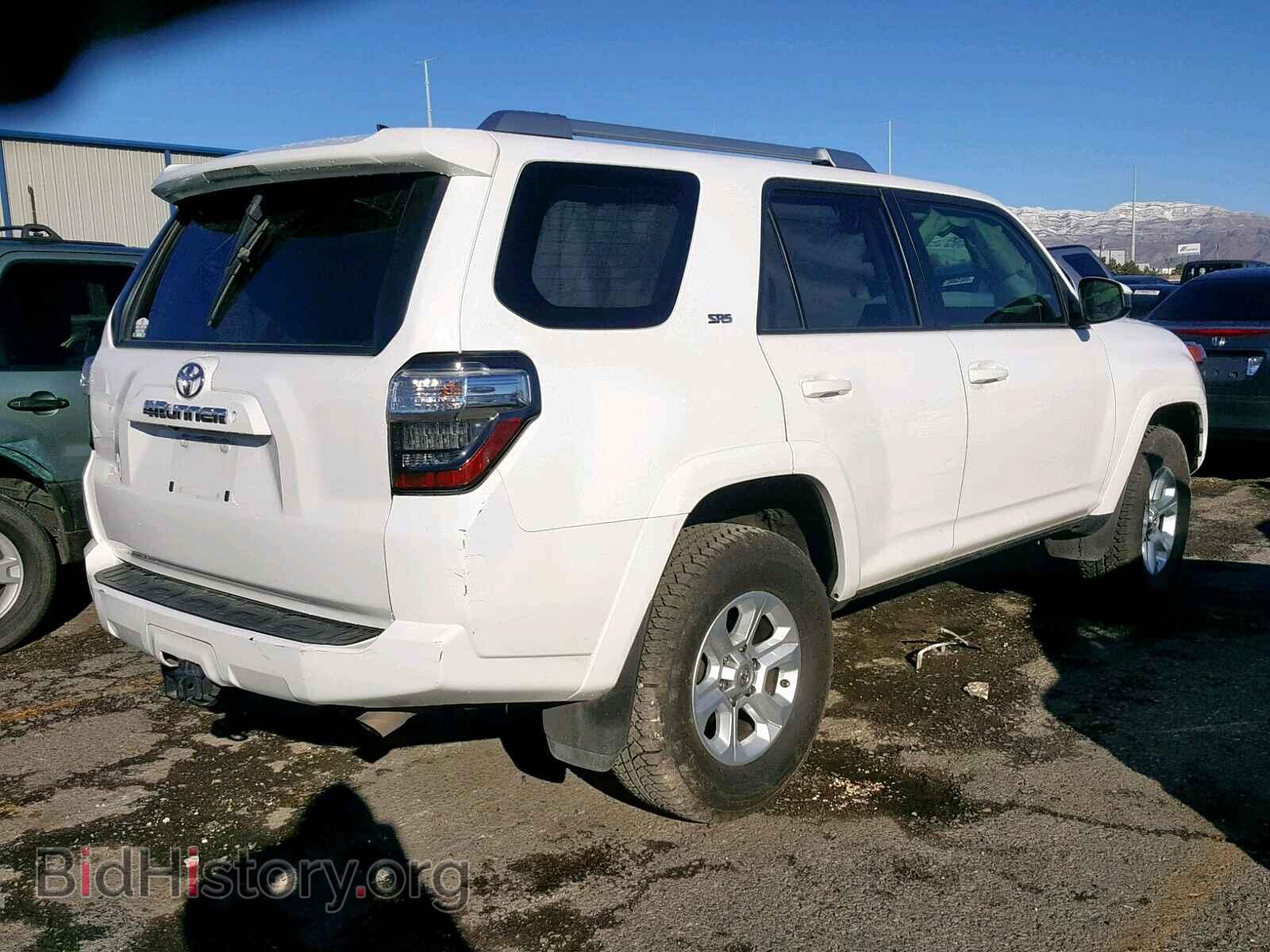 2015 TOYOTA 4RUNNER SR - VIN: JTEBU5JR2F5215068 - Фото 4