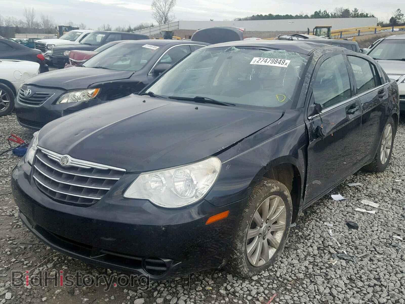2010 CHRYSLER SEBRING - VIN: 1C3CC5FB1AN180785 - Фото 2