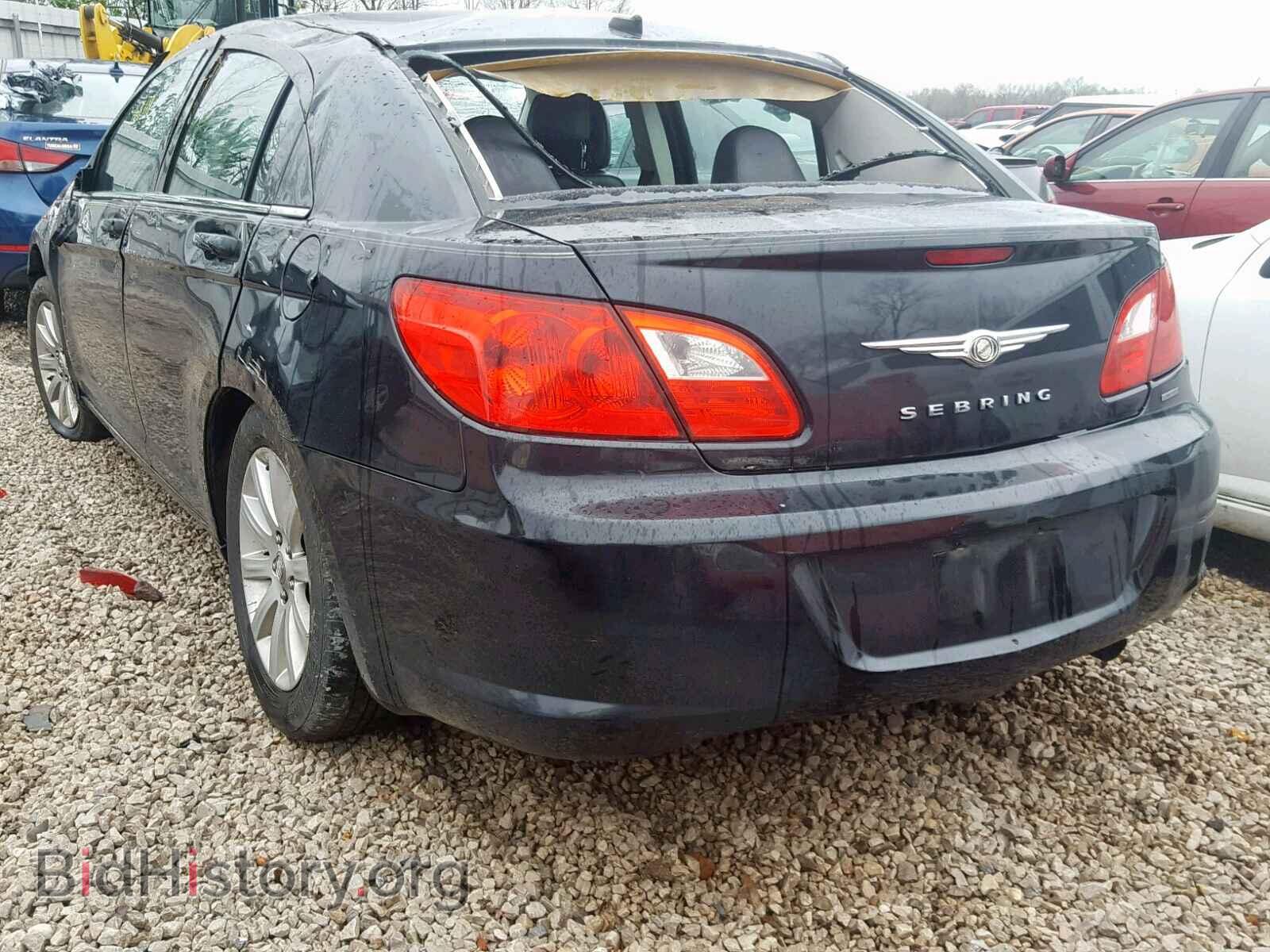 2010 CHRYSLER SEBRING - VIN: 1C3CC5FB1AN180785 - Фото 3