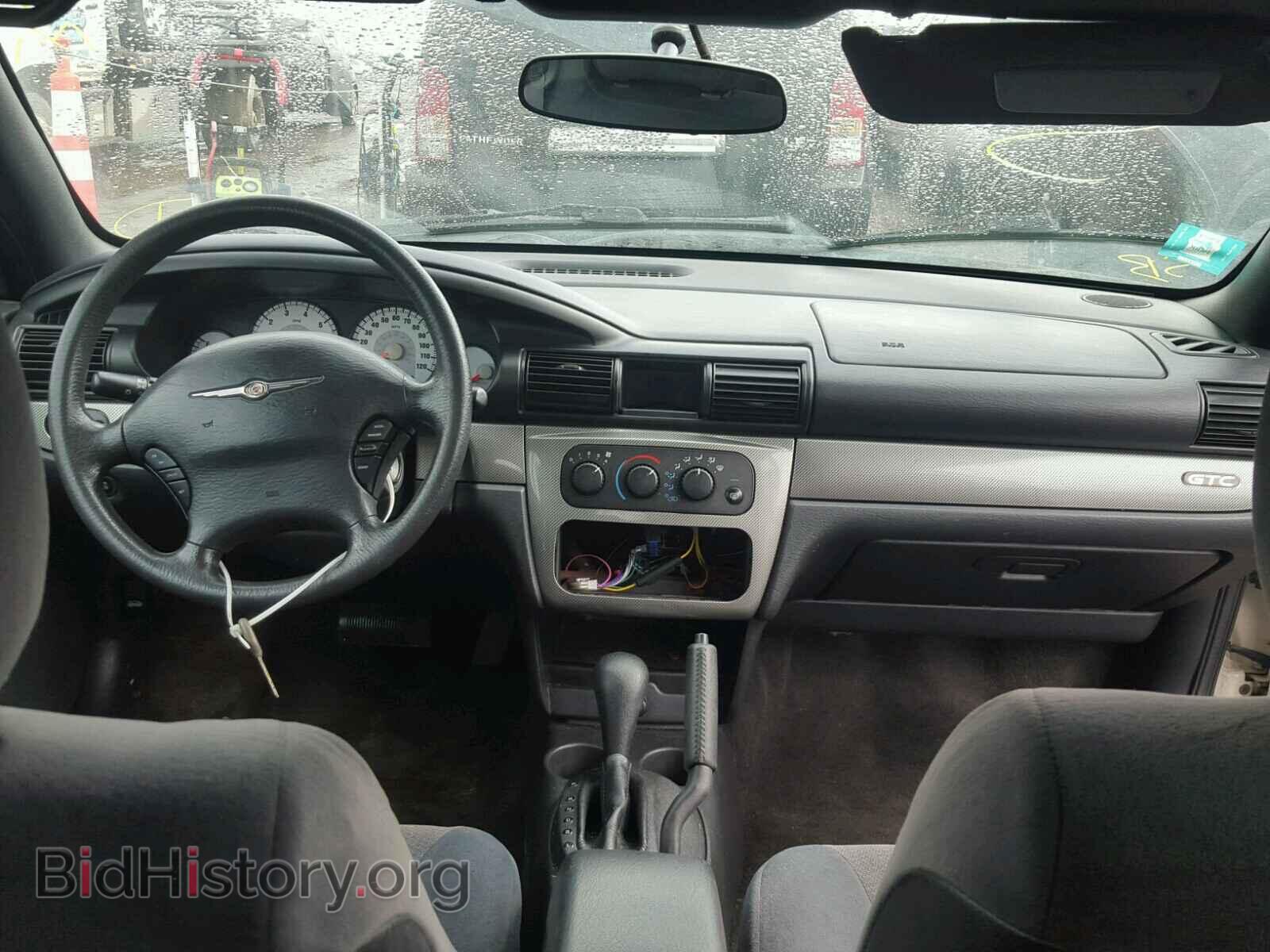 2005 CHRYSLER SEBRING - VIN: 1C3EL75R15N588597 - Фото 9