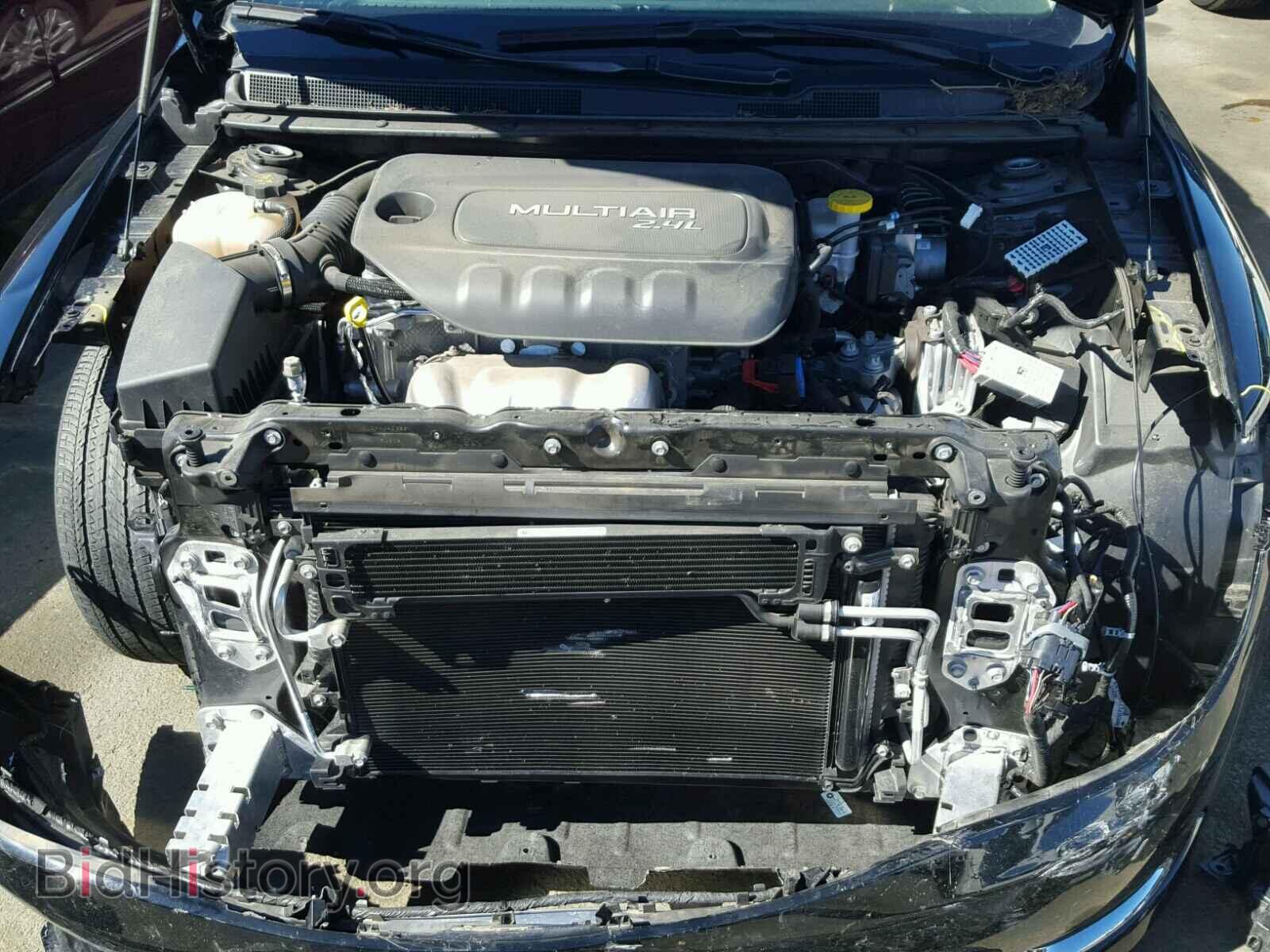 2016 CHRYSLER 200 - VIN: 1C3CCCAB0GN112787 - Фото 7