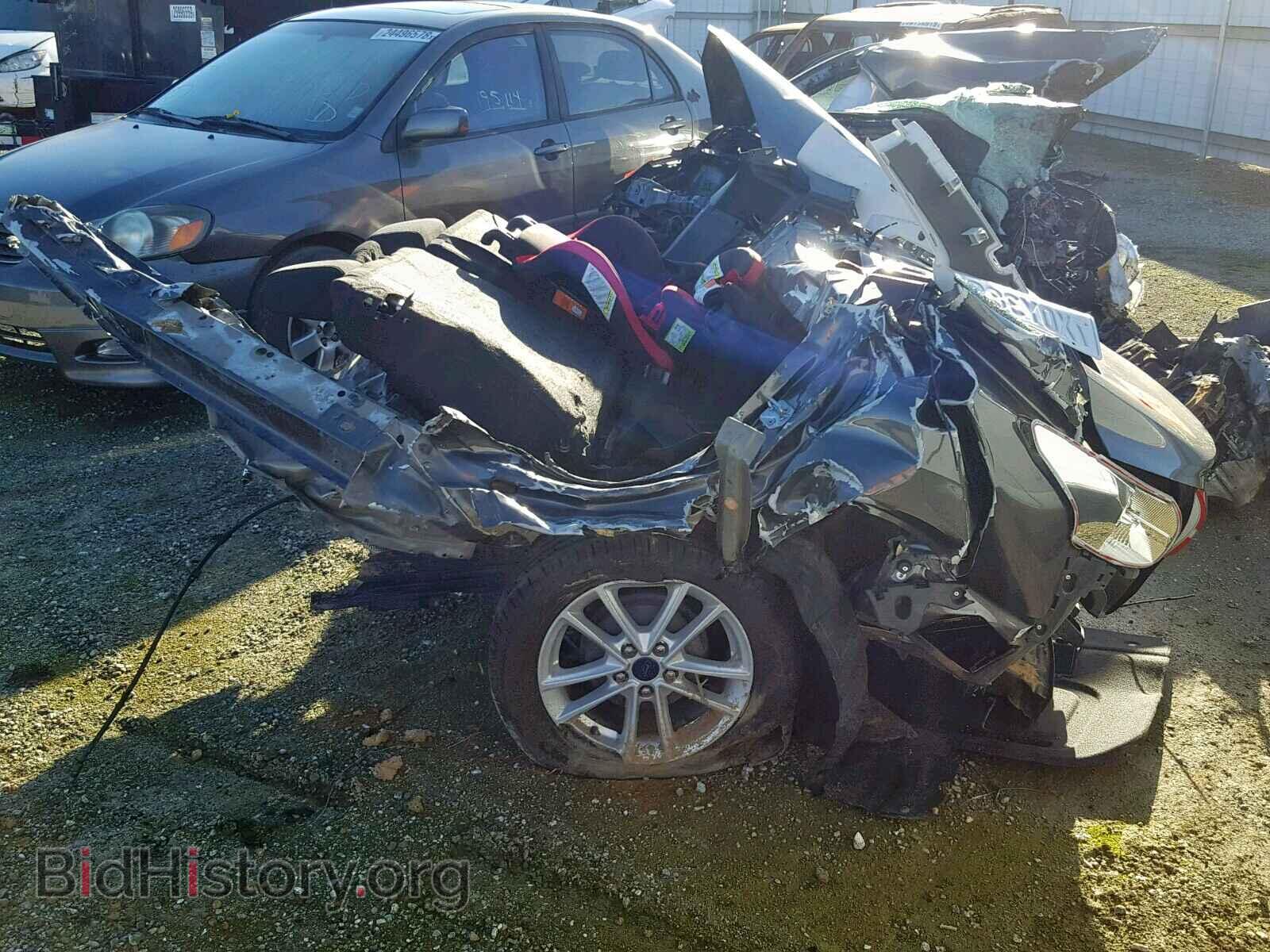 2017 FORD FOCUS SE - VIN: 1FADP3F2XHL232094 - Фото 3