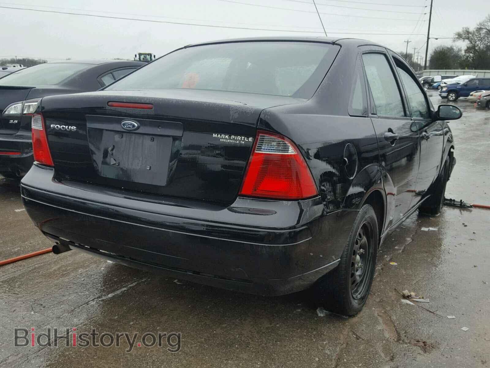 2007 FORD FOCUS - VIN: 1FAFP34N67W203985 - Фото 4