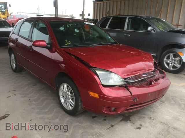 Photo 3FAFP37N05R135226 - FORD FOCUS 2005