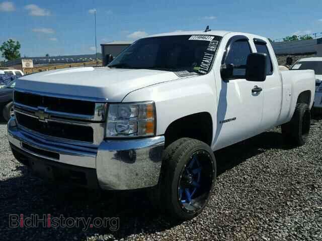 2008 CHEVROLET SILVERADO - VIN: 1GCHC29668E153963 - Фото 2