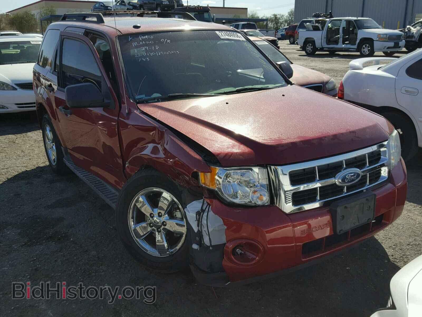 Фотография 1FMCU0DGXBKA81861 - FORD ESCAPE 2011
