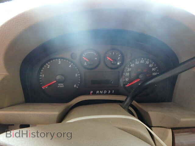 2004 FORD FREESTAR - VIN: 2FMZA52264BA08197 - Фото 8