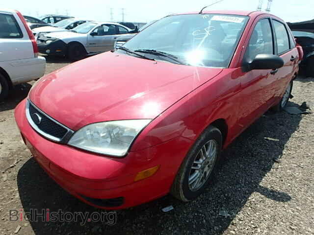 2005 FORD FOCUS - VIN: 1FAFP34N05W215577 - Фото 2