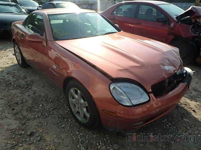 Photo WDBKK47F0YF147110 - MERCEDES-BENZ SLK230 2000