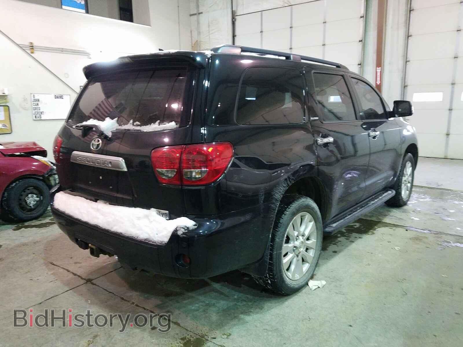 2012 TOYOTA SEQUOIA - VIN: 5TDDW5G16CS070809 - Фото 4