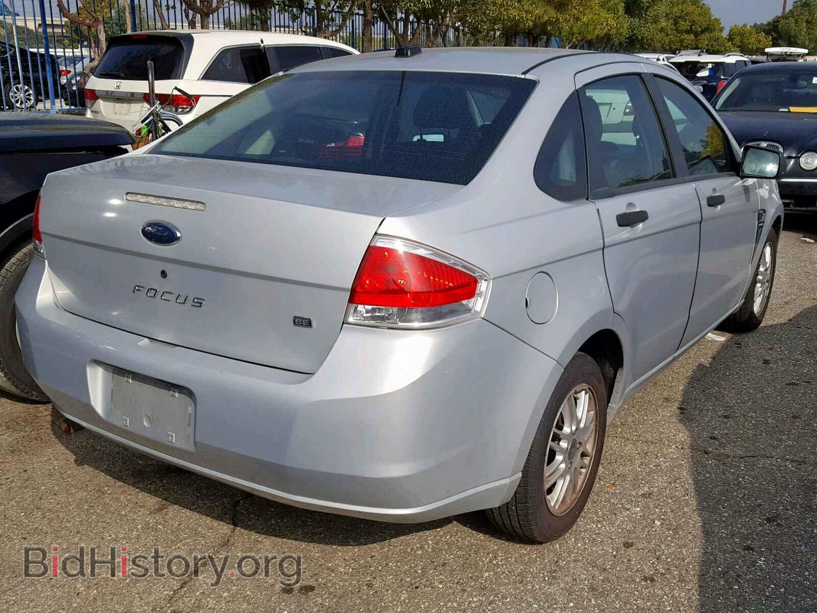 2008 FORD FOCUS SE - VIN: 1FAHP35N18W154428 - Фото 4