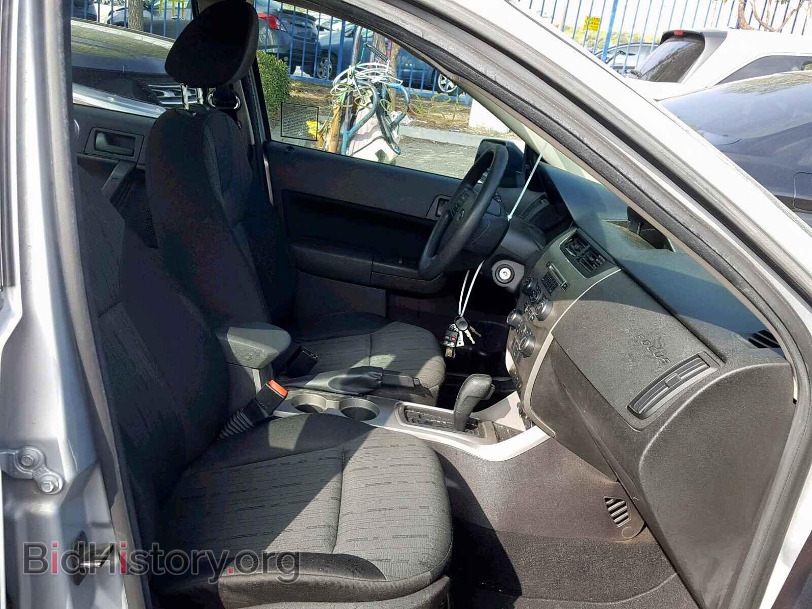 2008 FORD FOCUS SE - VIN: 1FAHP35N18W154428 - Фото 5