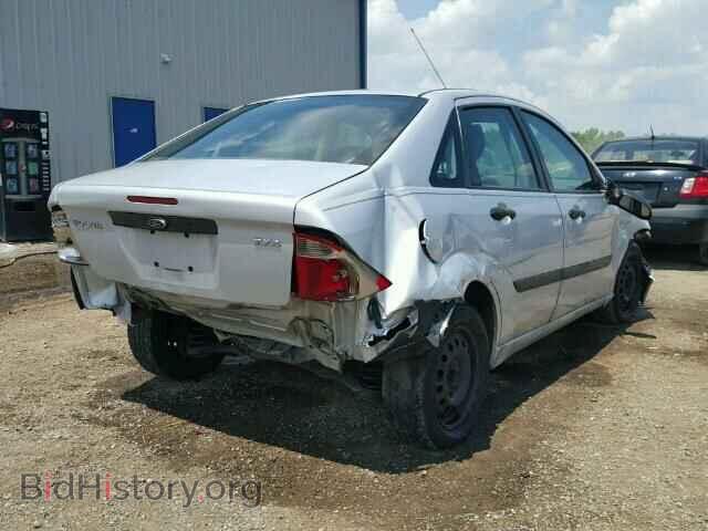 2005 FORD FOCUS - VIN: 1FAFP34N05W104558 - Фото 4