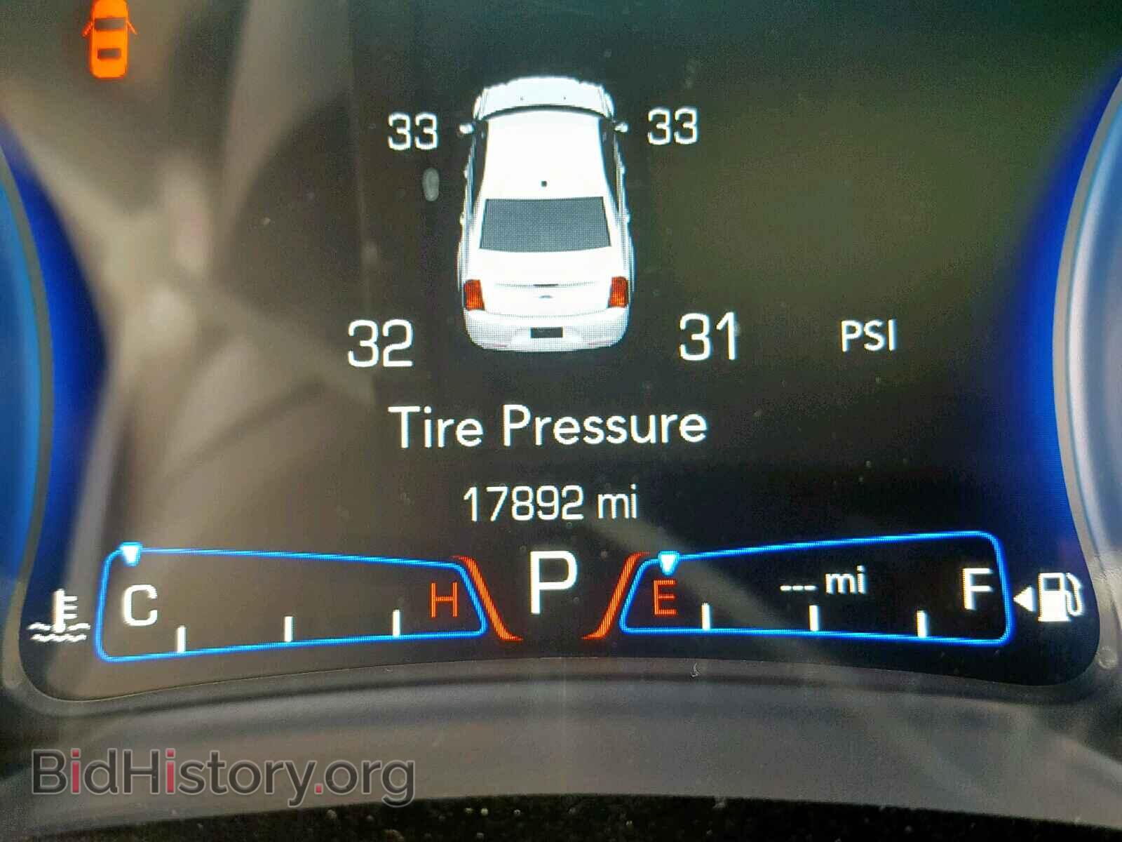 2018 CHRYSLER 300 - VIN: 2C3CCABG1JH141133 - Фото 8