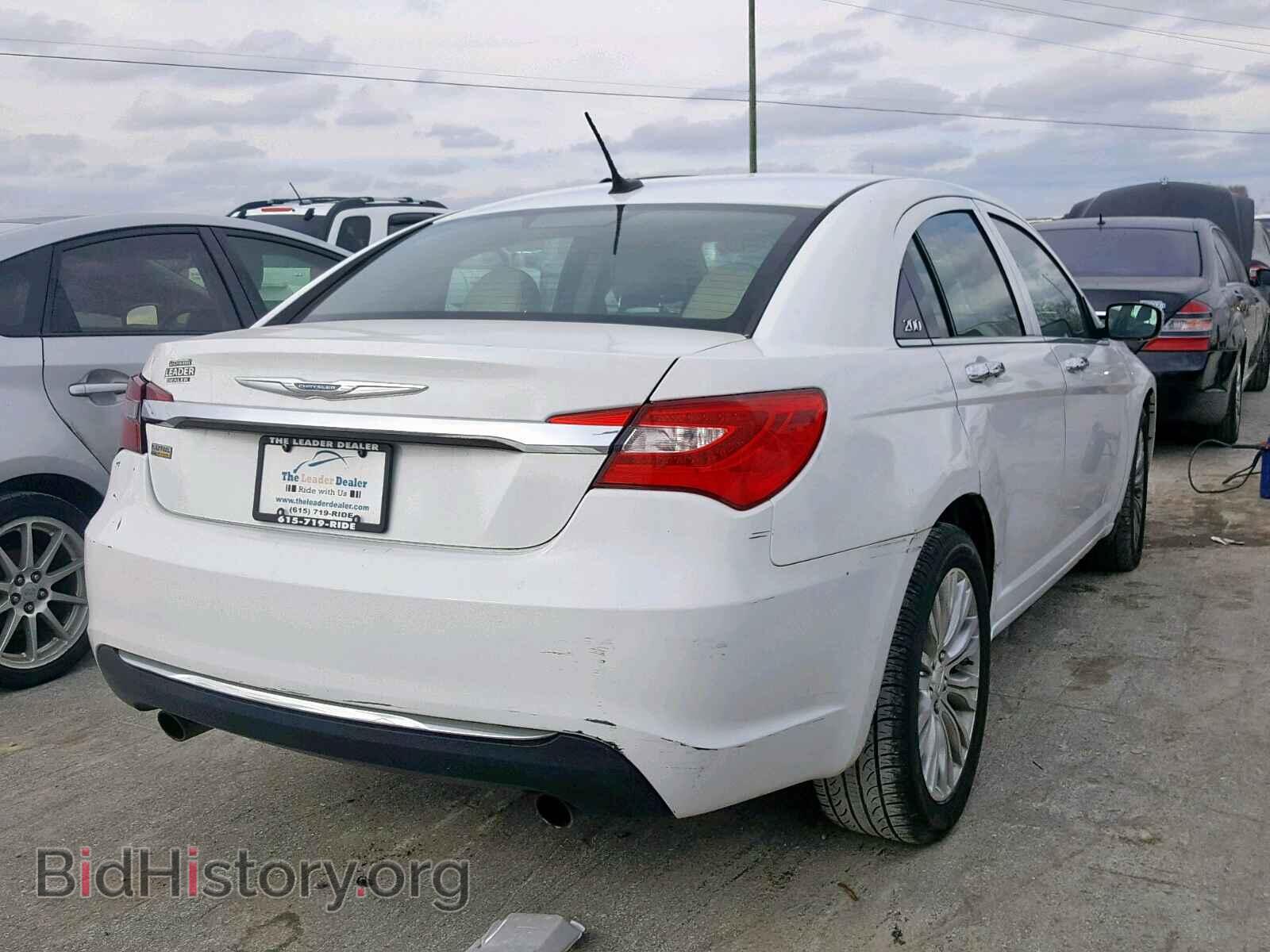 2012 CHRYSLER 200 - VIN: 1C3CCBCG0CN255445 - Фото 4