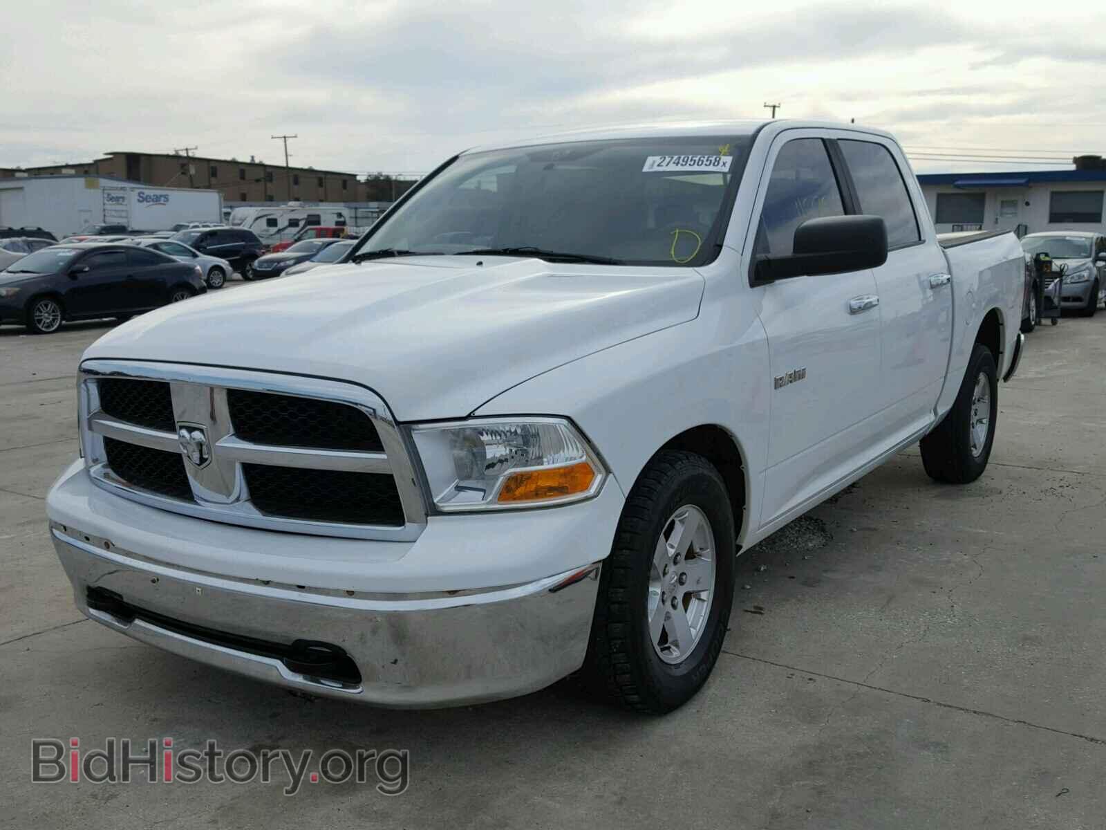2010 DODGE RAM 1500 - VIN: 1D7RB1CP1AS209405 - Фото 2