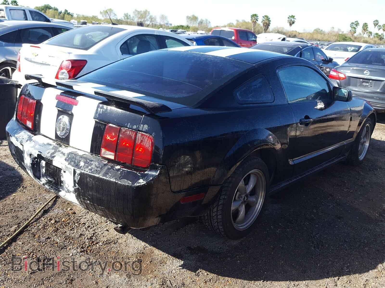 2005 FORD MUSTANG - VIN: 1ZVFT80N255136990 - Фото 4