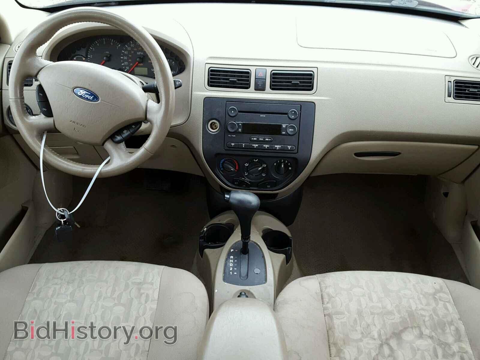 2005 FORD FOCUS - VIN: 1FAFP34N95W168470 - Фото 9