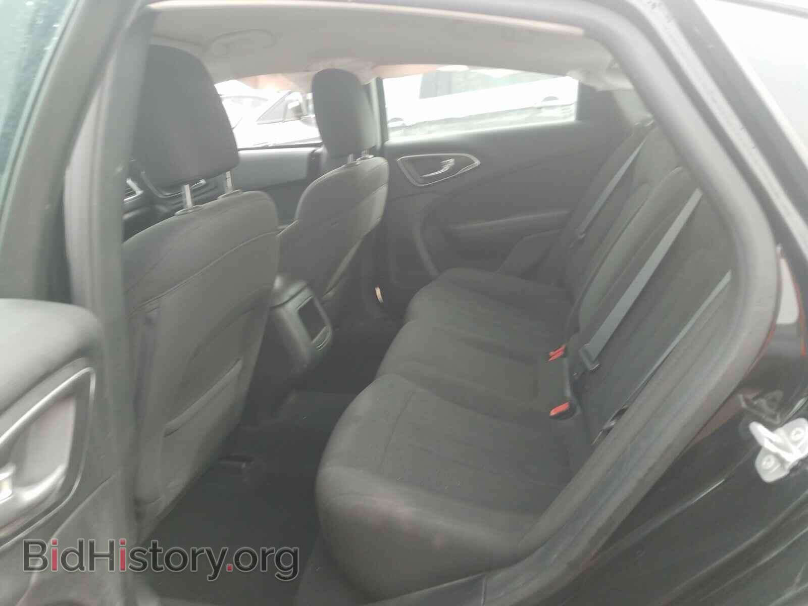 2016 CHRYSLER 200 - VIN: 1C3CCCAB1GN137987 - Фото 6