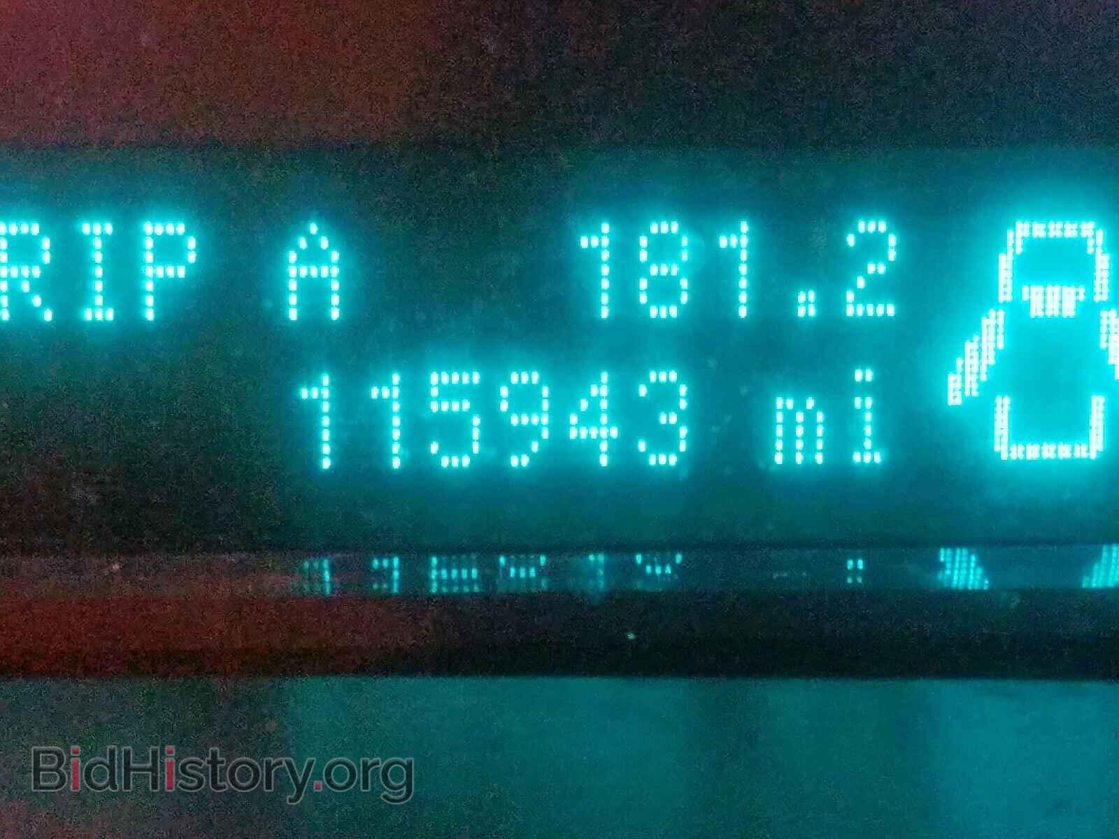 2011 FORD TAURUS - VIN: 1FAHP2HW7BG140615 - Photo 8
