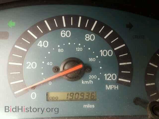 2002 MITSUBISHI GALANT - VIN: 4A3AA46GX2E116208 - Фото 8