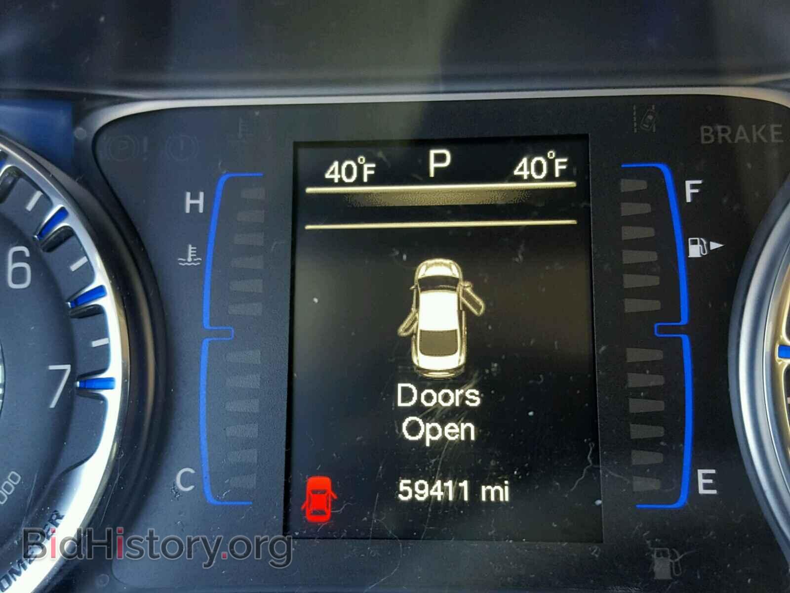 2015 CHRYSLER 200 - VIN: 1C3CCCAB8FN611738 - Фото 8