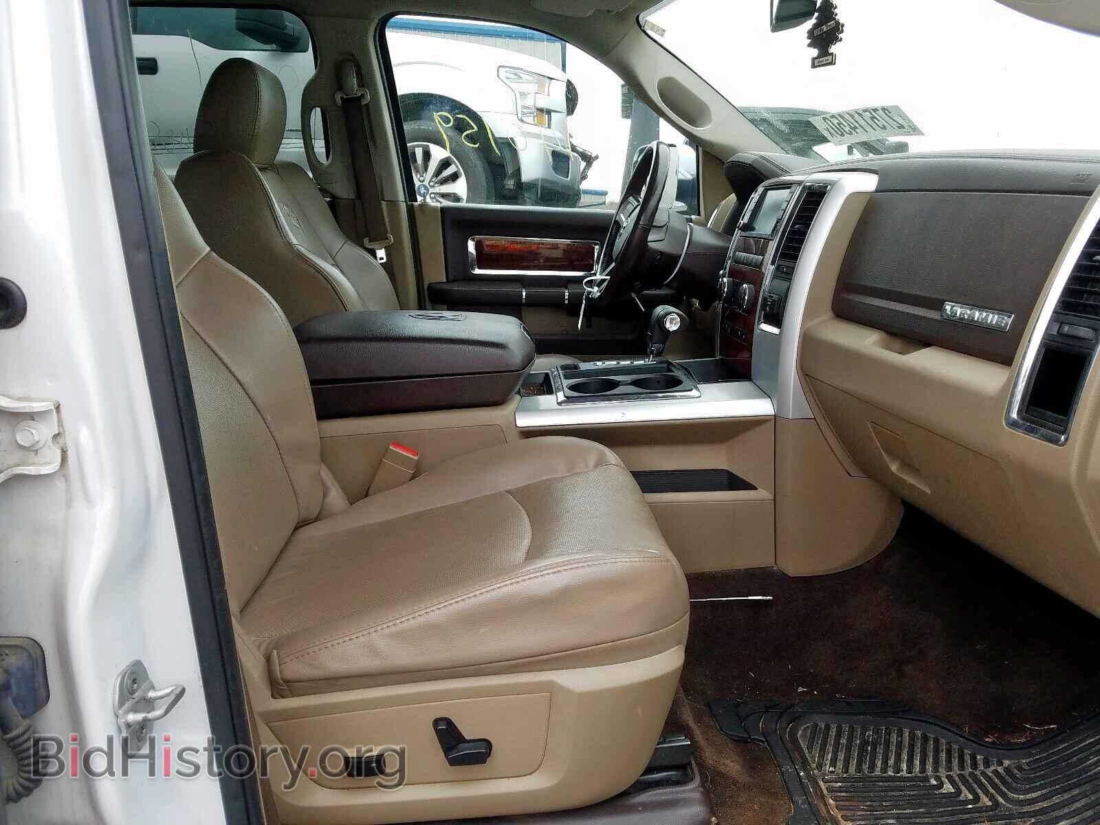 2011 DODGE RAM 1500 - VIN: 1D7RV1CT5BS608842 - Фото 5