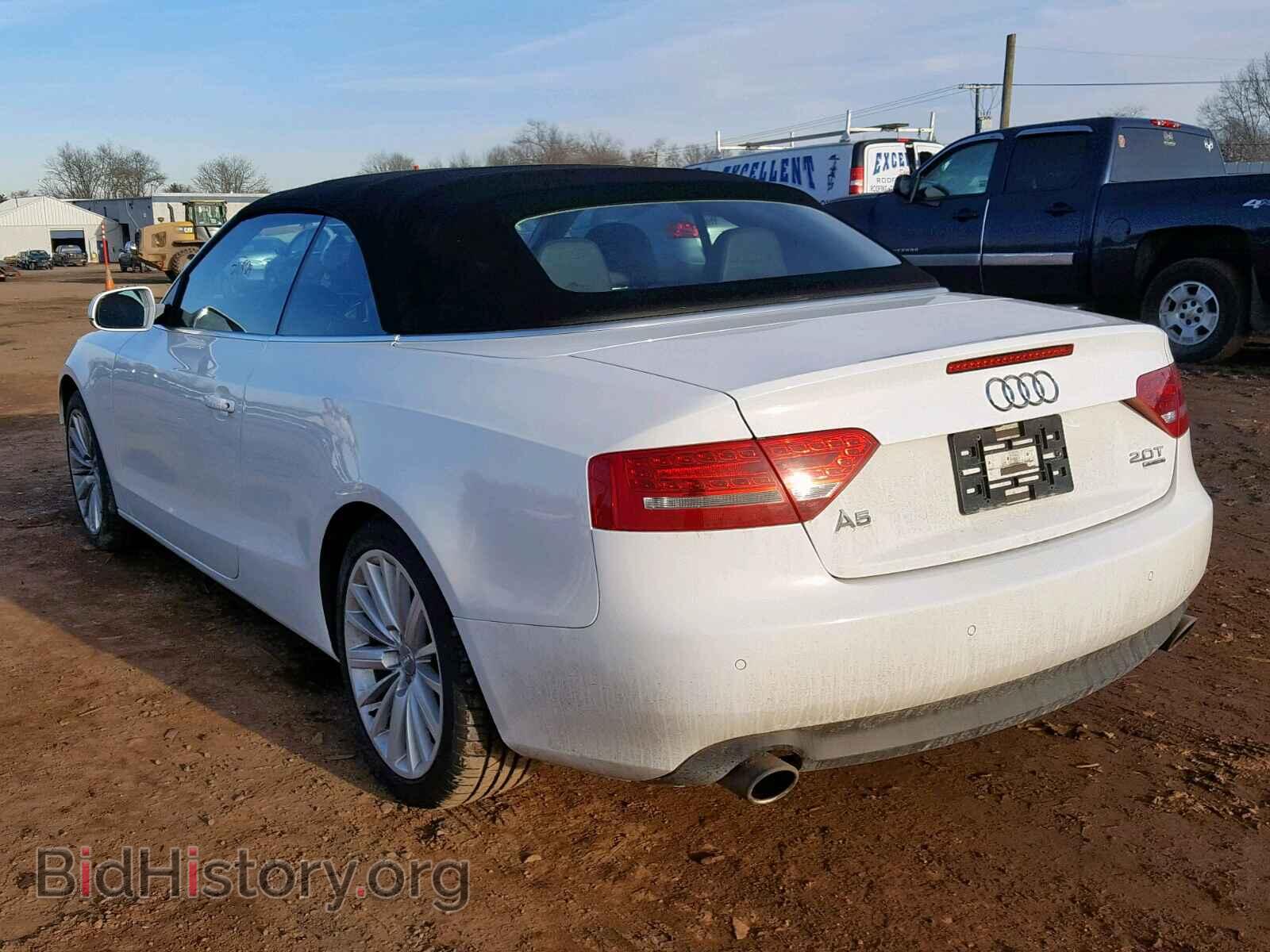 2011 AUDI A5 PREMIUM - VIN: WAULFAFH4BN011634 - Photo 3