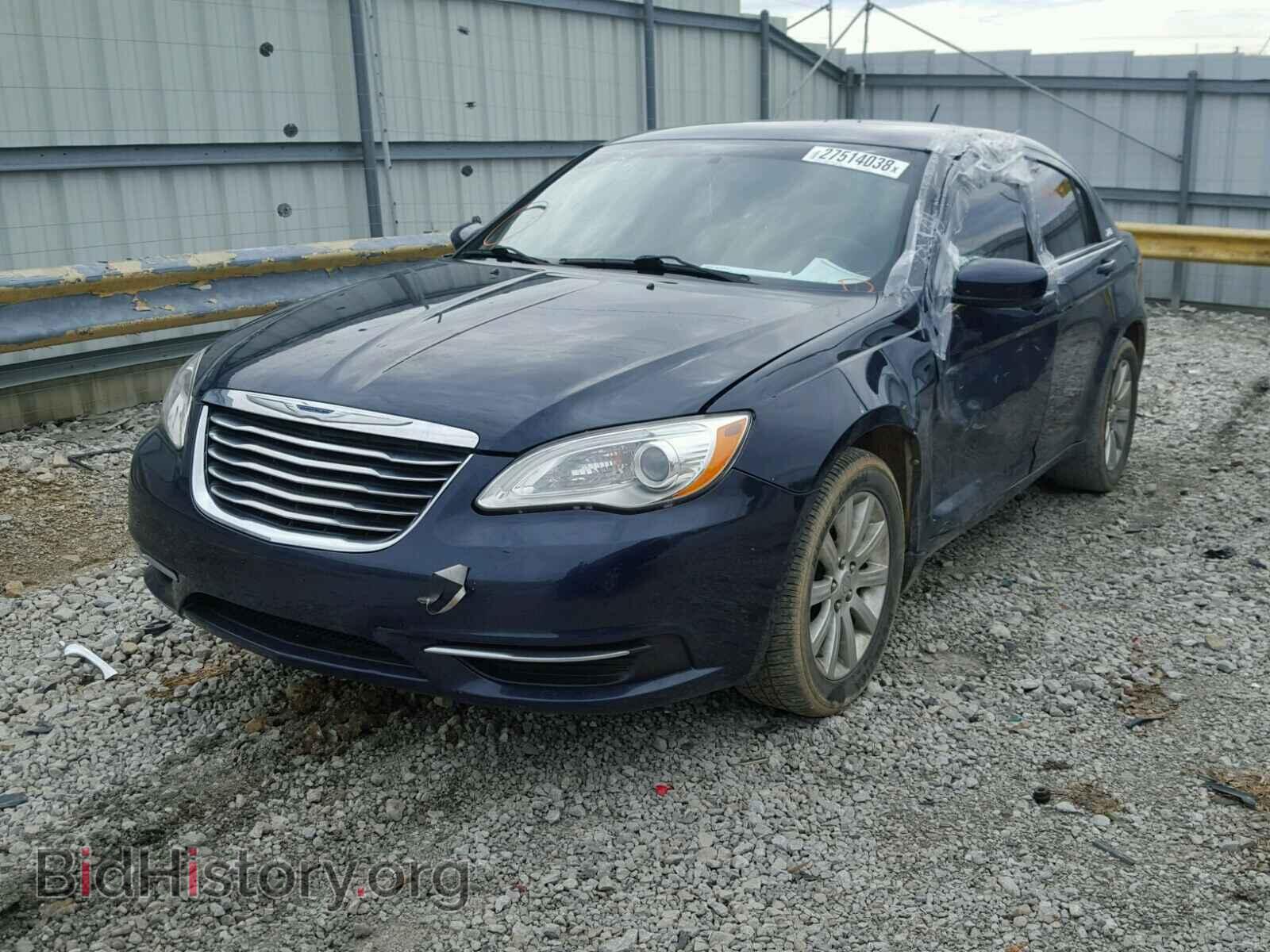 2013 CHRYSLER 200 - VIN: 1C3CCBBB8DN593215 - Фото 2