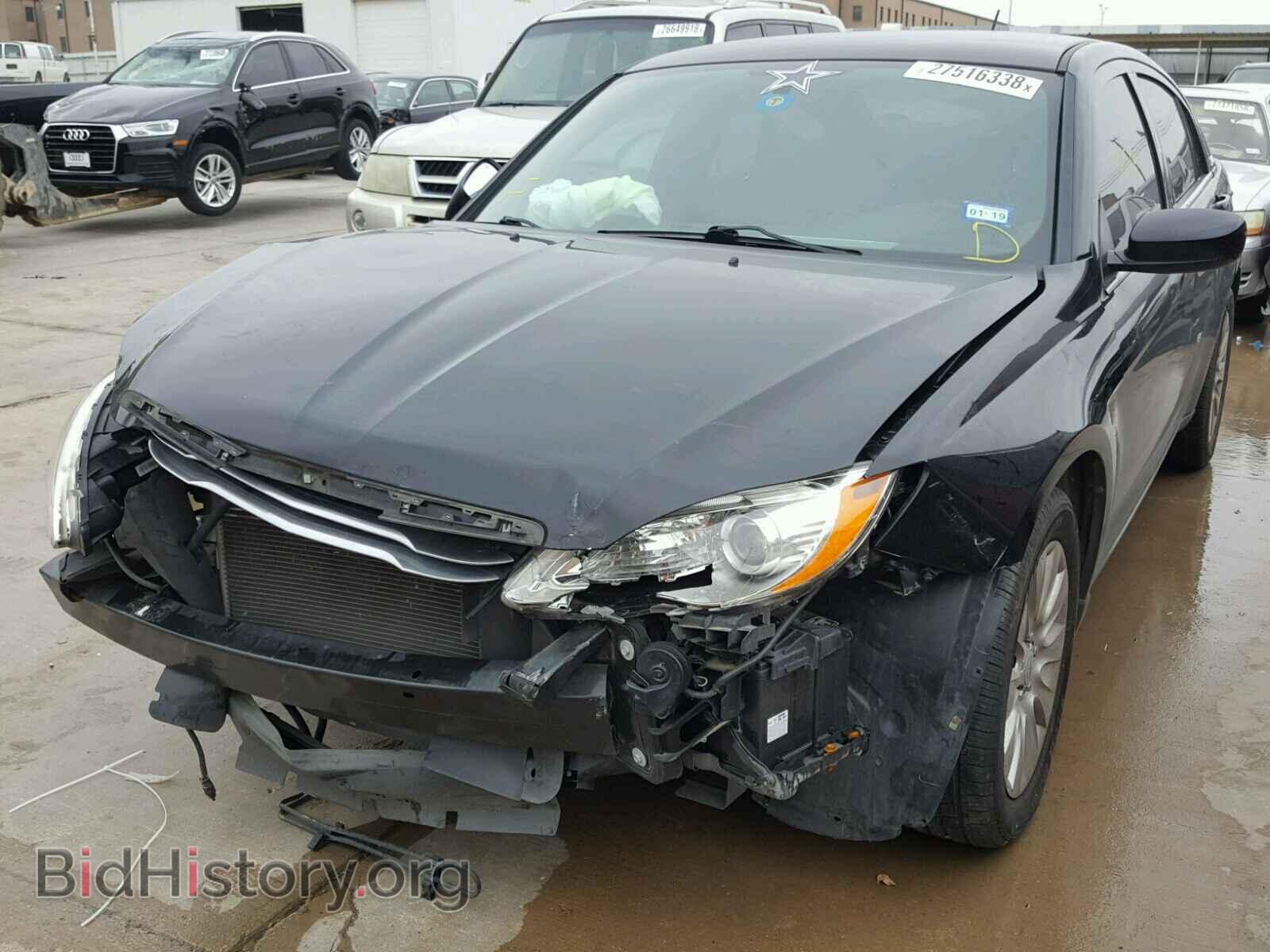 2014 CHRYSLER 200 - VIN: 1C3CCBAB9EN209140 - Фото 2