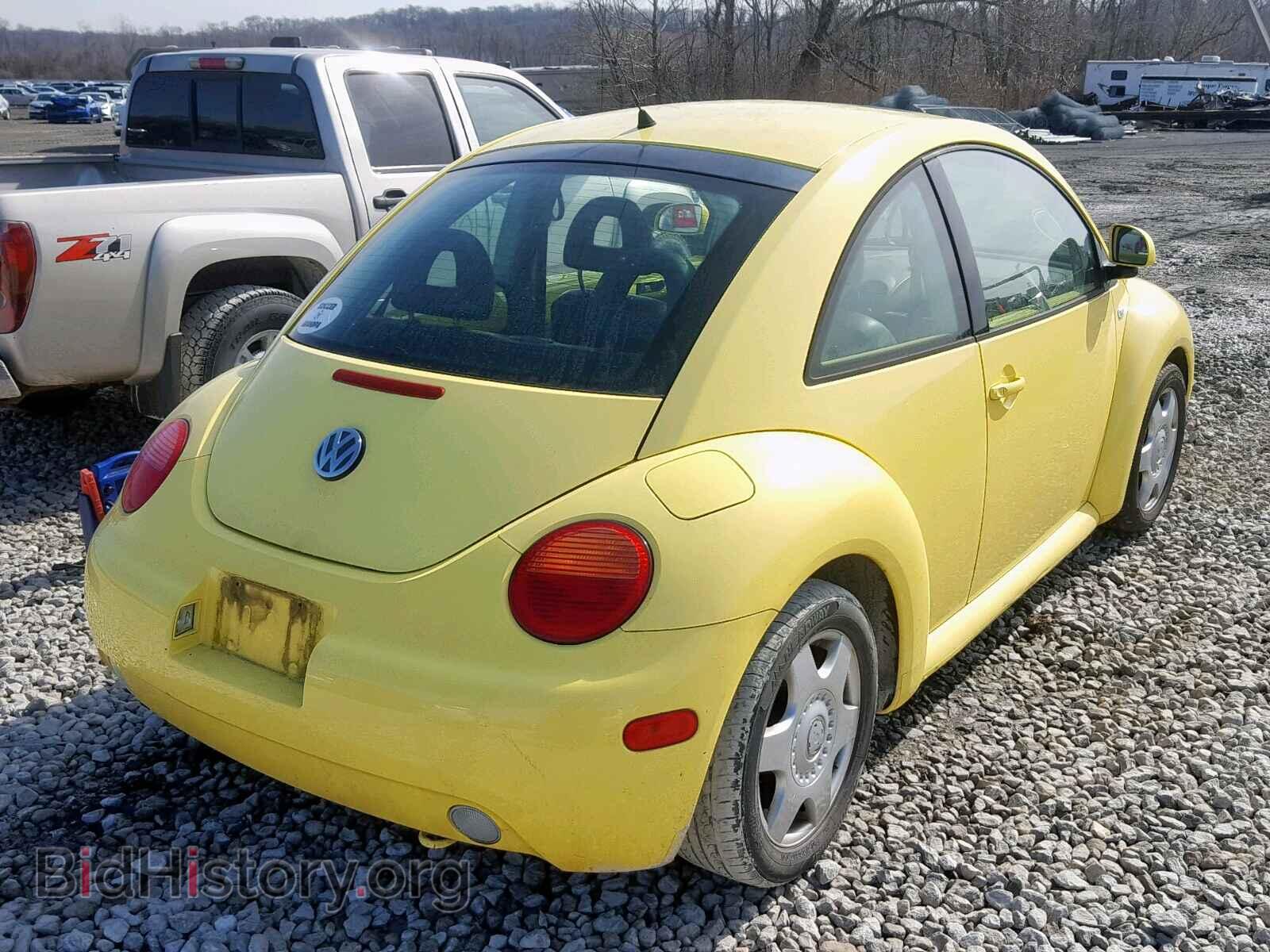 2000 VOLKSWAGEN BEETLE - VIN: 3VWDD21C1YM473082 - Фото 4