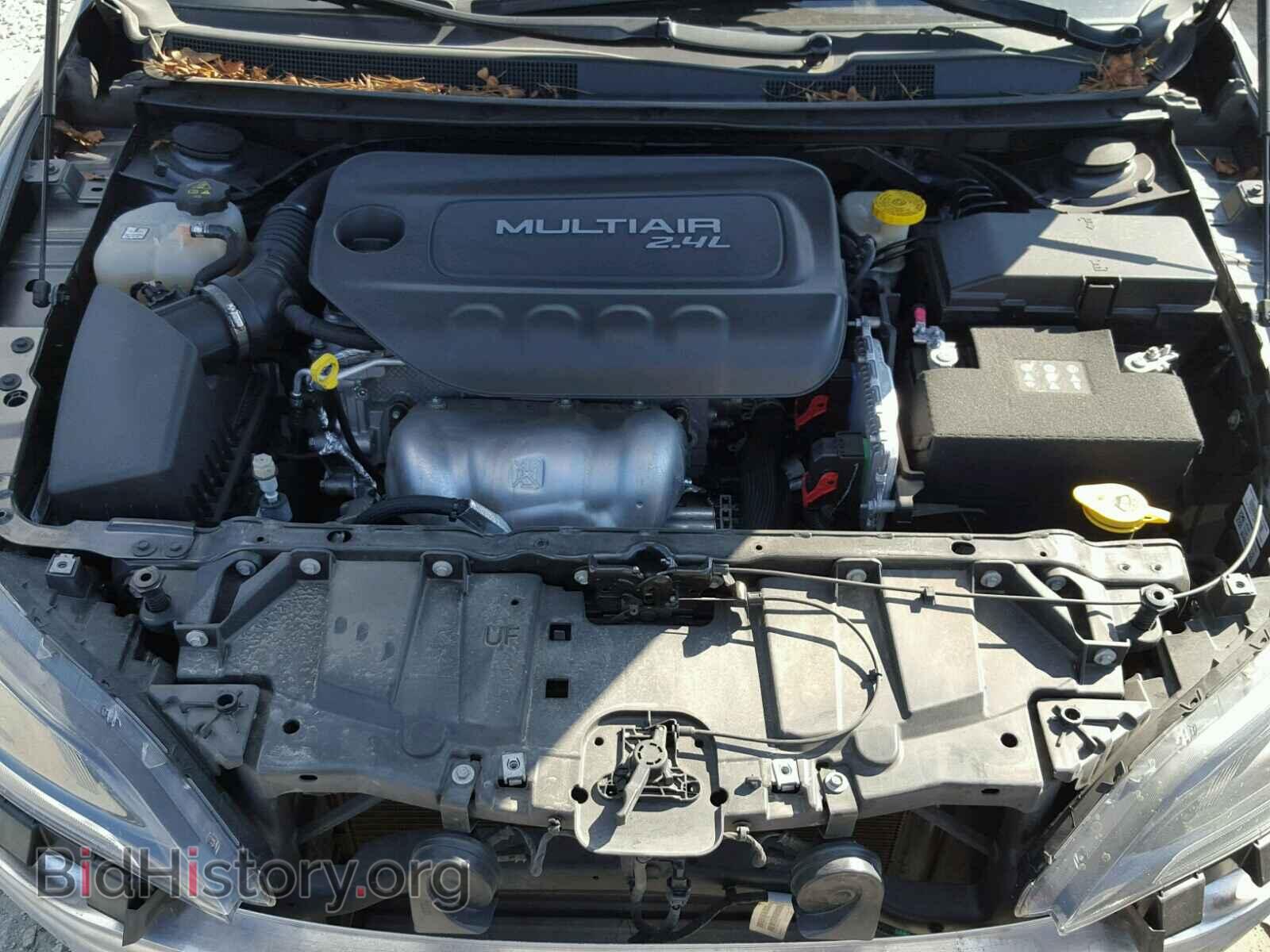 2016 CHRYSLER 200 - VIN: 1C3CCCAB0GN142355 - Photo 7