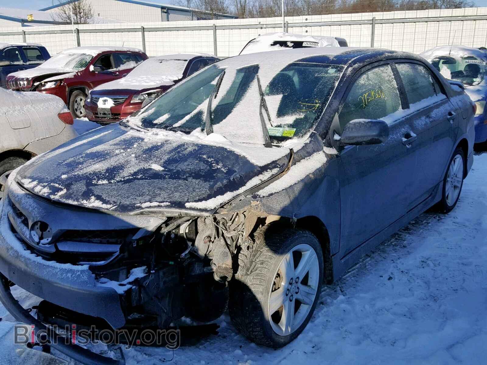2013 TOYOTA COROLLA BA - VIN: 2T1BU4EE8DC973843 - Фото 2