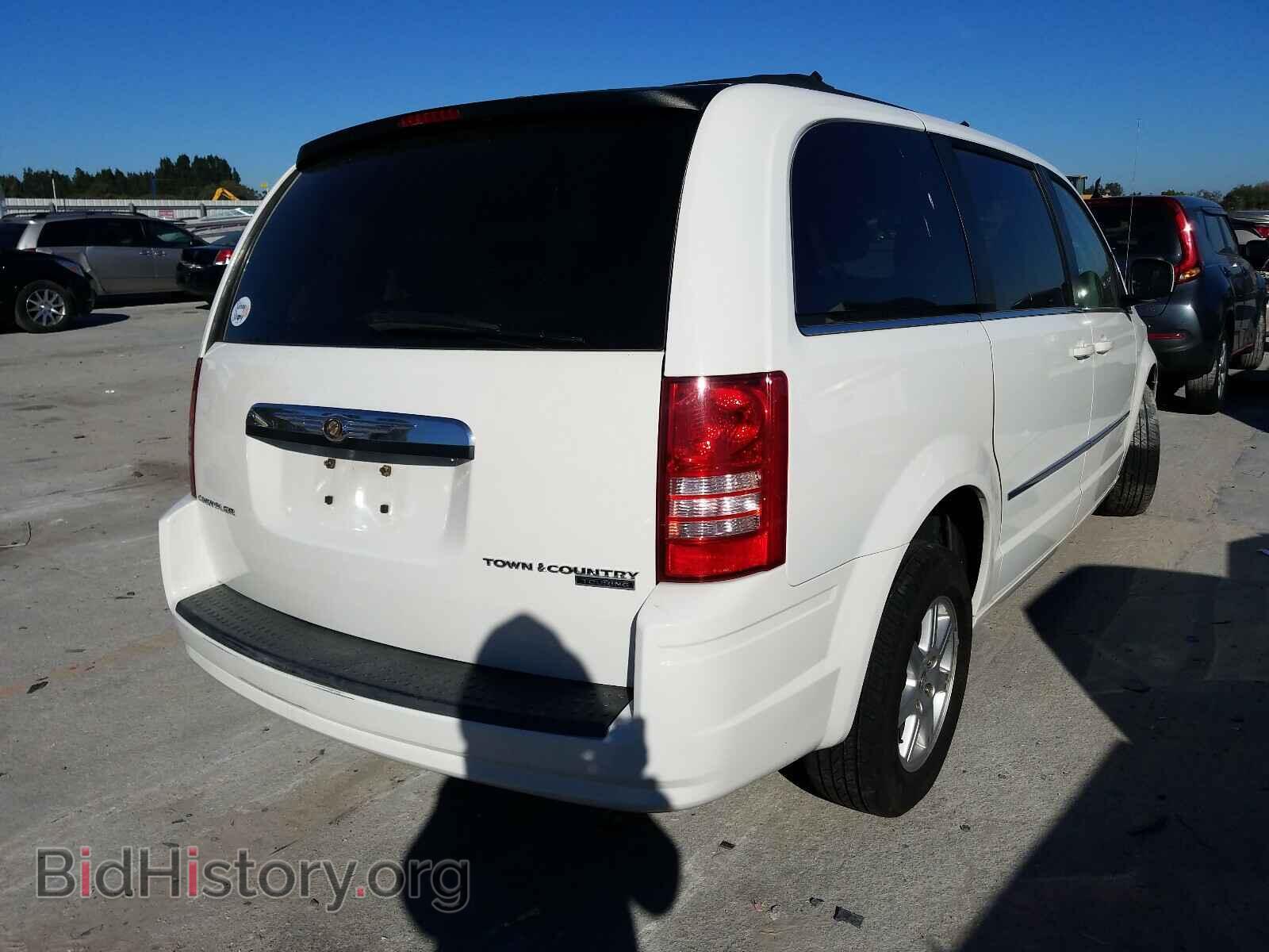 2010 CHRYSLER MINIVAN - VIN: 2A4RRSD15AR150765 - Фото 4