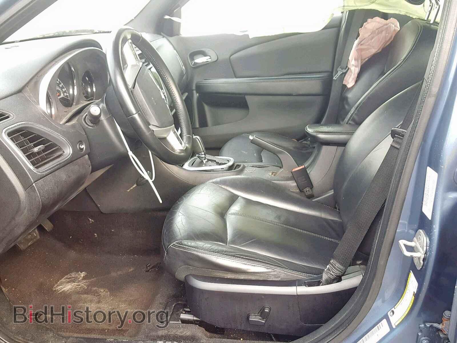 2011 CHRYSLER 200 - VIN: 1C3BC2FB5BN569733 - Photo 5
