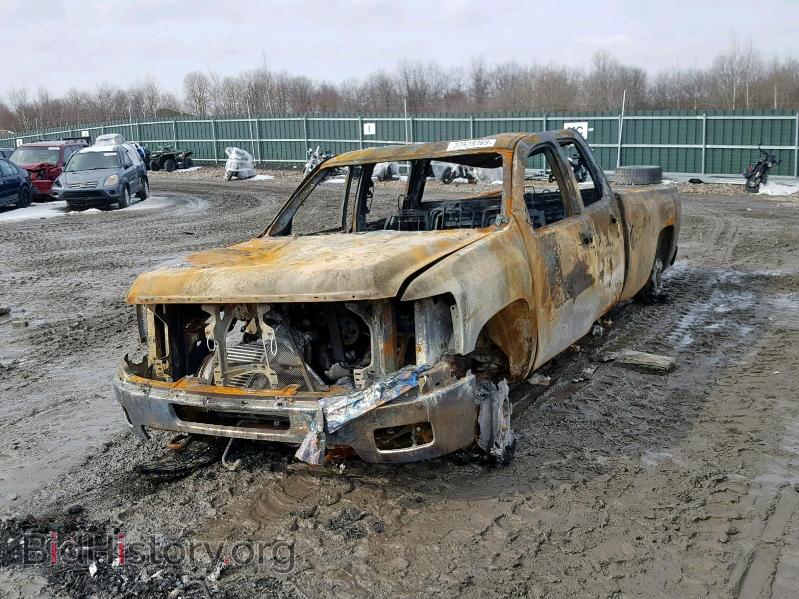 2011 CHEVROLET SILVERADO - VIN: 1GC1KXC82BF226453 - Фото 2