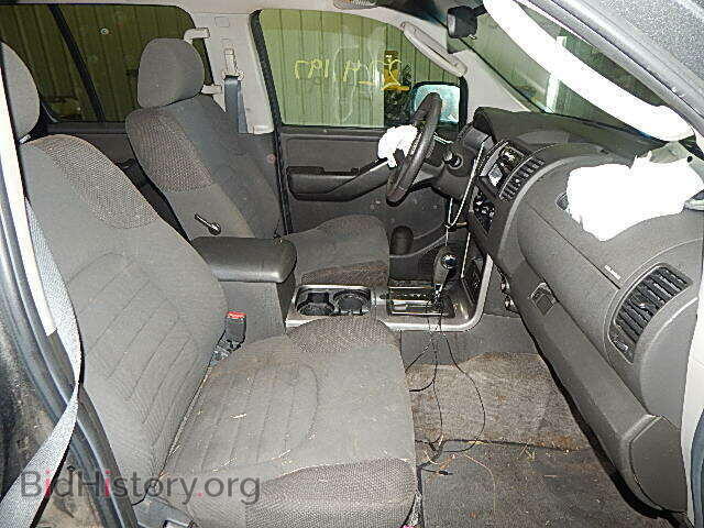 2005 NISSAN PATHFINDER - VIN: 5N1AR18U05C773849 - Фото 5