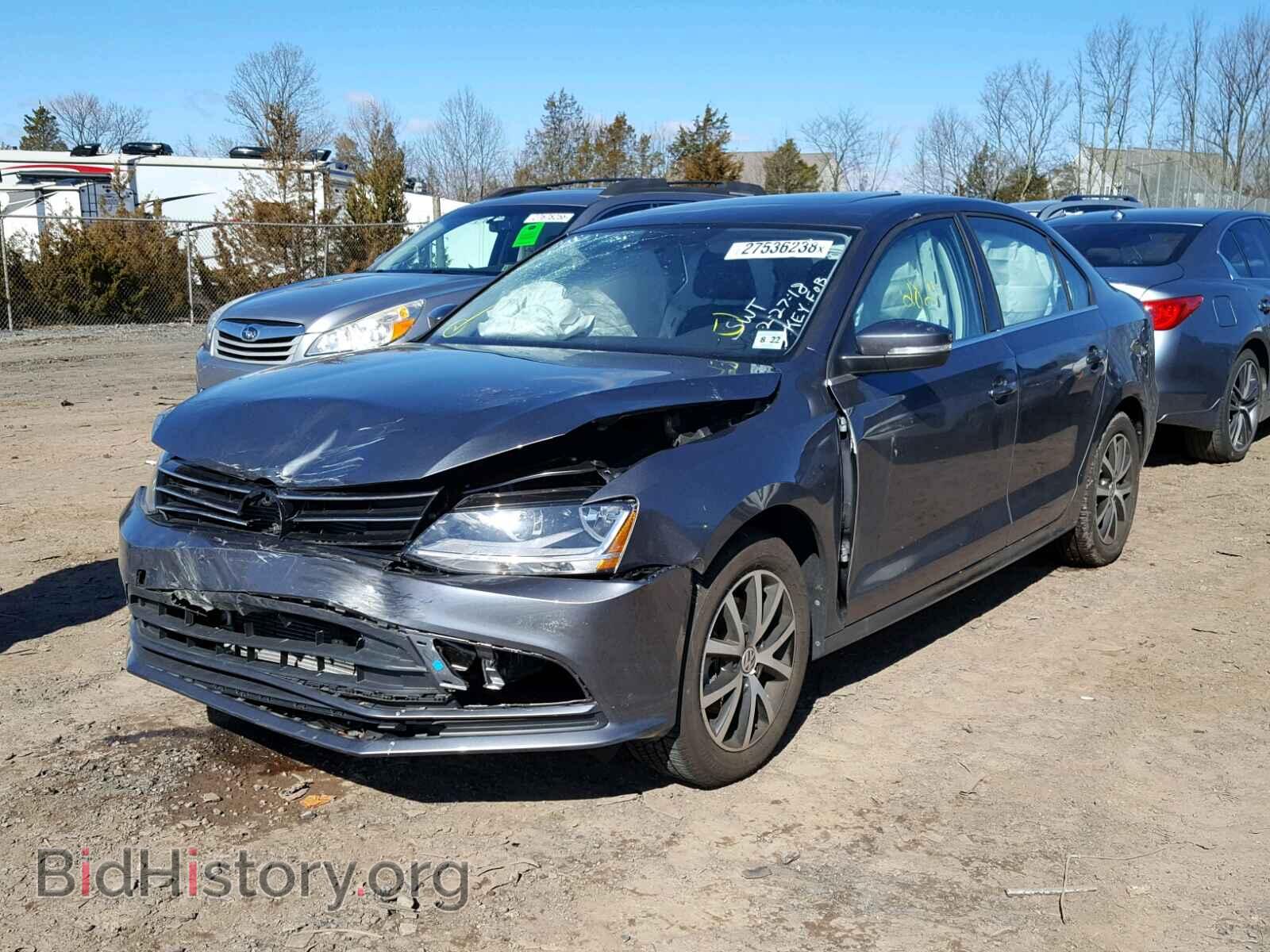 2017 VOLKSWAGEN JETTA - VIN: 3VWDB7AJ6HM391978 - Фото 2