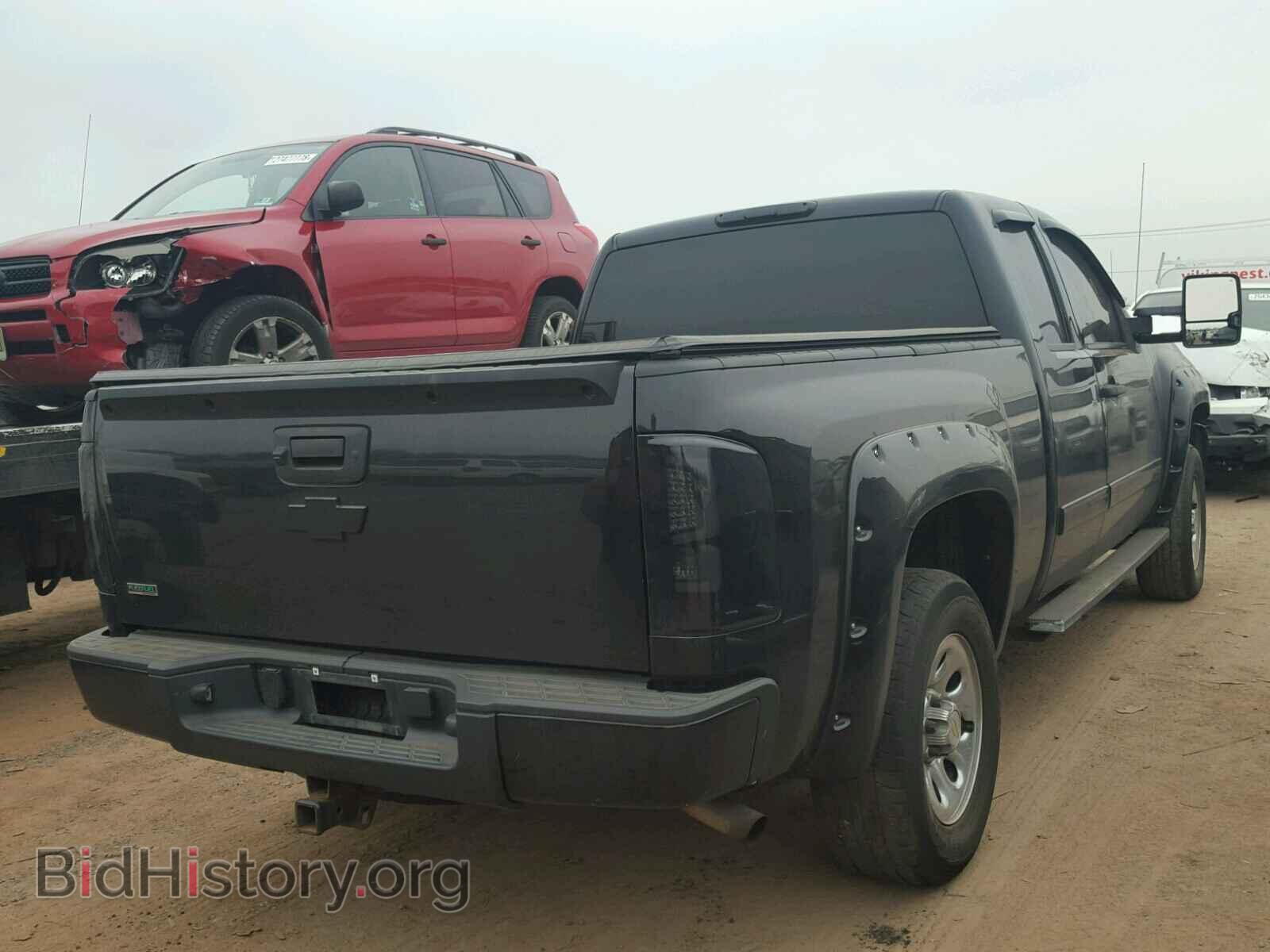 2011 CHEVROLET SILVERADO - VIN: 1GCRKREA0BZ400548 - Фото 4
