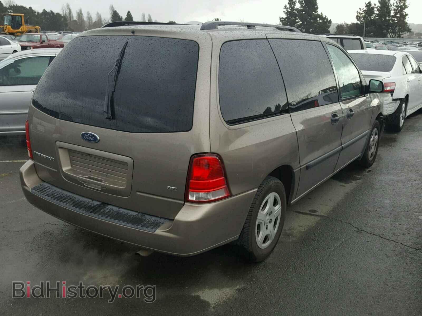 2005 FORD FREESTAR - VIN: 2FMZA51635BA64068 - Фото 4
