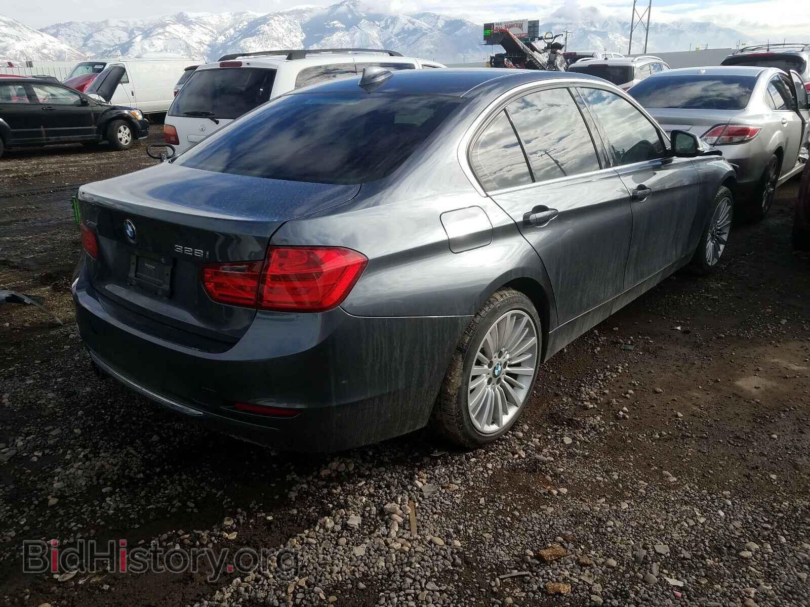 2014 BMW 3 SERIES - VIN: WBA3B3C59EF544675 - Фото 4